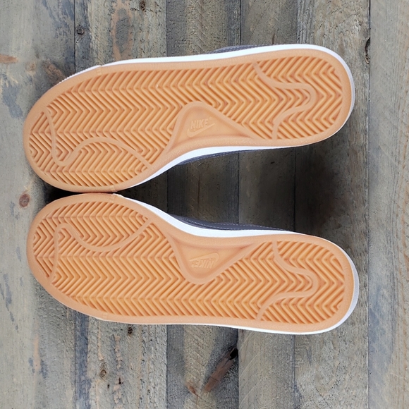 Nike Court Royale Suede Women's Sneakers Casual Shoes Gunsmoke Grey - Picture 6 of 10